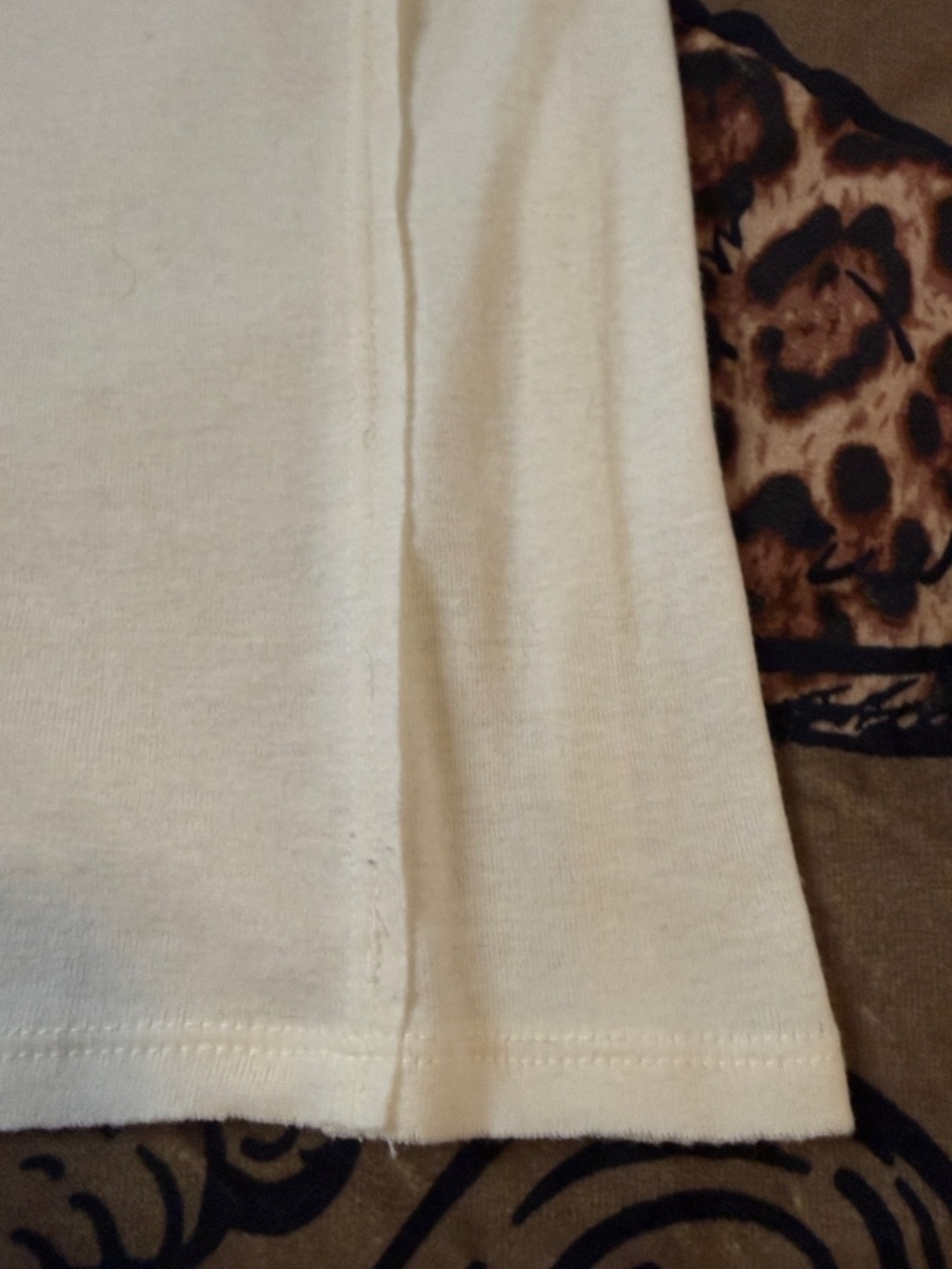 We The Free Ivory Deep V Short Sleeve Tee - Picture 8 of 10